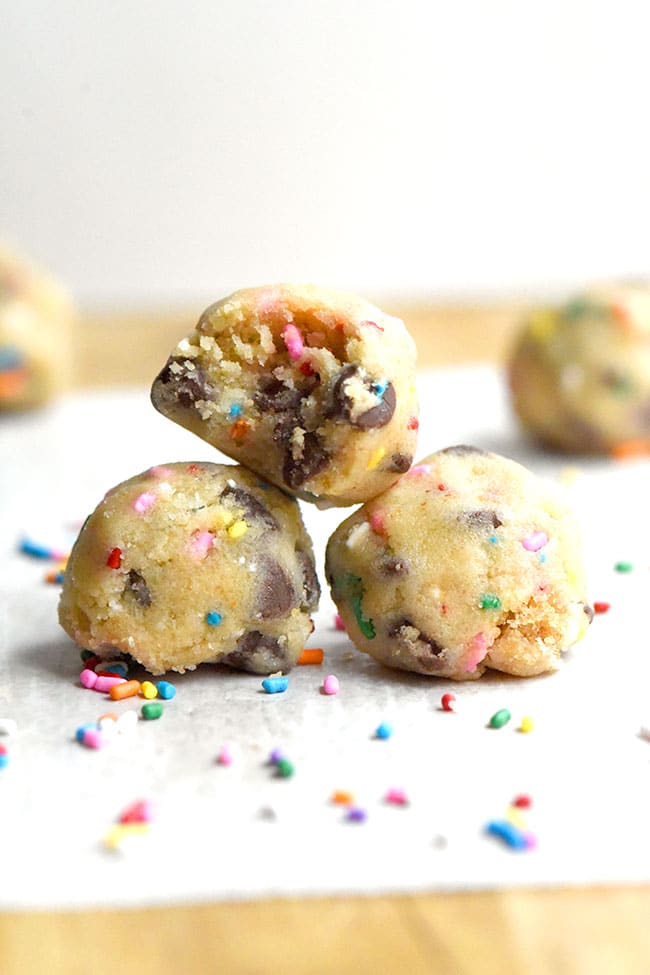 edible-cookie-dough-balls5 | Mighty Mrs.Mighty Mrs
